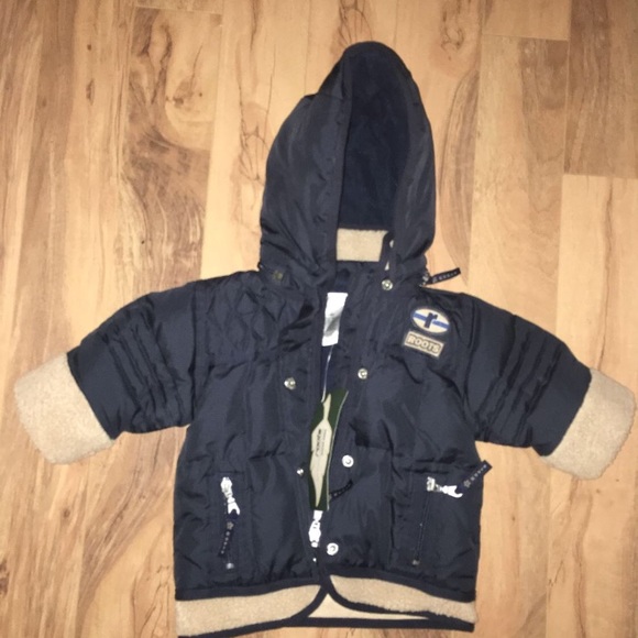 BNWT Roots winter Jacket! - Picture 1 of 4